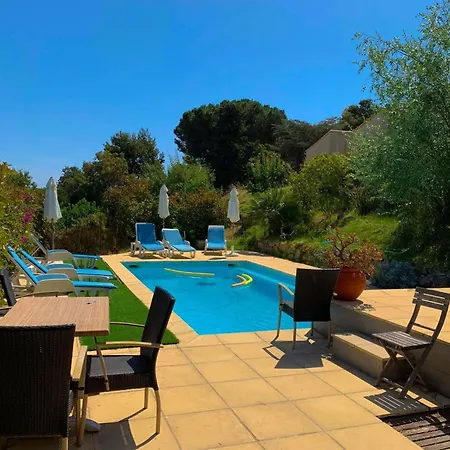 Maison Charmante A Avec Piscine Partagee Semesterbostad