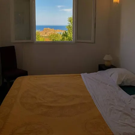 Semesterbostad Maison Charmante A Avec Piscine Partagee