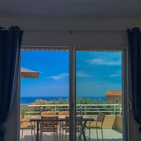 Semesterbostad Maison Charmante A Avec Piscine Partagee *